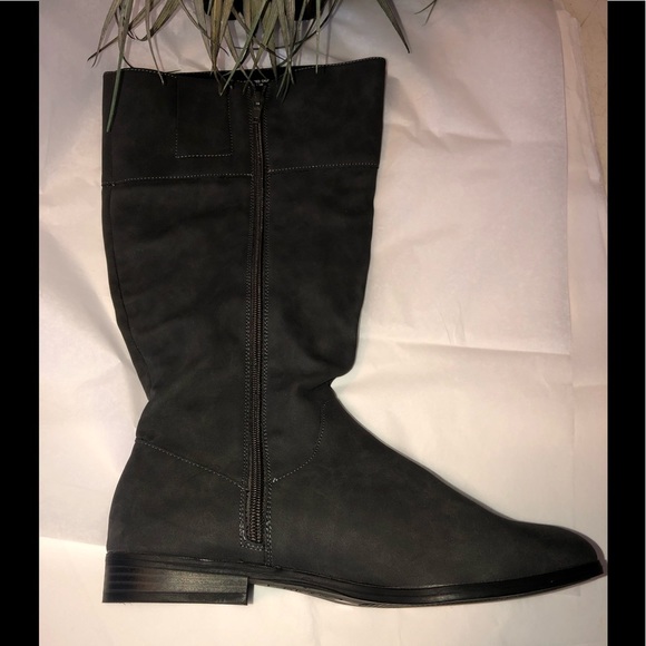 Style & Co Charcoal Gray Sued Block Heel Wide Calf Boots - Picture 2 of 8